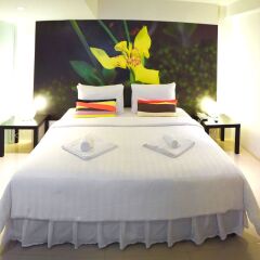 Отель Ta Residence Suvarnabhumi Бангкок комната для гостей фото 4
