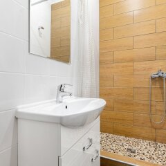Гостиница on Butlerova 7B в Москве отзывы, цены и фото номеров - забронировать гостиницу on Butlerova 7B онлайн Москва ванная