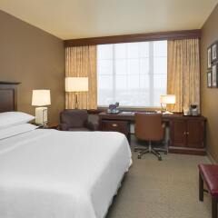 Отель Sheraton JFK Airport Hotel США, Нью-Йорк - 1 отзыв об отеле, цены и фото номеров - забронировать отель Sheraton JFK Airport Hotel онлайн комната для гостей
