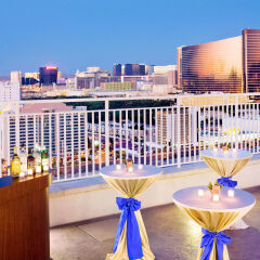 Отель SpringHill Suites Las Vegas Convention Center США, Лас-Вегас - отзывы, цены и фото номеров - забронировать отель SpringHill Suites Las Vegas Convention Center онлайн балкон