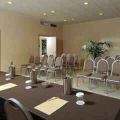 Отель Aemilia Hotel Bologna Италия, Болонья - 1 отзыв об отеле, цены и фото номеров - забронировать отель Aemilia Hotel Bologna онлайн помещение для мероприятий
