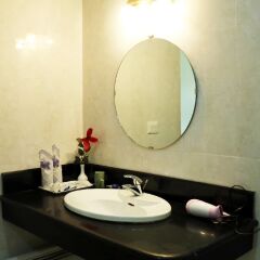 Khangkhu Resort in Paro, Bhutan from 90$, photos, reviews - zenhotels.com bathroom