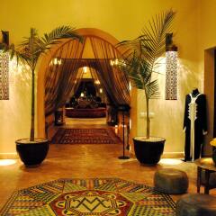 Отель Riad Al Mendili Kasbah Private Resort & Spa интерьер отеля