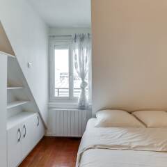 Апартаменты Rue Cler - Eiffel Tower View Apartment комната для гостей фото 2