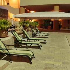 Hotel Los Aluxes бассейн