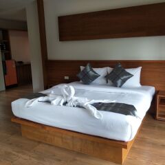 Отель Lanta Fevrier Resort сейф в номере