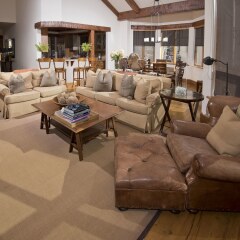 Отель The Arrabelle at Vail Square, A RockResort интерьер отеля