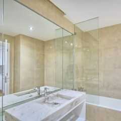 Отель Your Home in Palacio Santa Catarina Португалия, Лиссабон - отзывы, цены и фото номеров - забронировать отель Your Home in Palacio Santa Catarina онлайн ванная фото 2