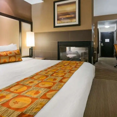 Отель Best Western Premier Freeport Inn Calgary Airport Канада, Калгари - отзывы, цены и фото номеров - забронировать отель Best Western Premier Freeport Inn Calgary Airport онлайн комната для гостей фото 2