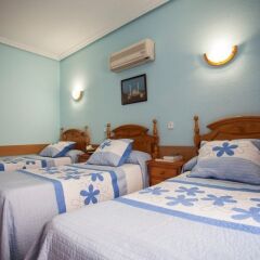 Отель Hostal Bermejo детские мероприятия