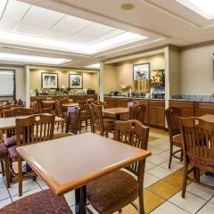 Отель Clarion Inn Chattanooga США, Чаттануга - отзывы, цены и фото номеров - забронировать отель Clarion Inn Chattanooga онлайн питание фото 3