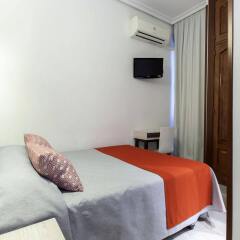 Отель Hostal Castilla I. комната для гостей фото 2