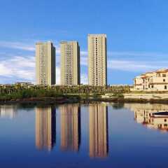 Апартаменты Paxton International Holiday Apartment