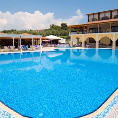 Отель Village Mare Греция, Метаморфоси - отзывы, цены и фото номеров - забронировать отель Village Mare онлайн бассейн фото 3