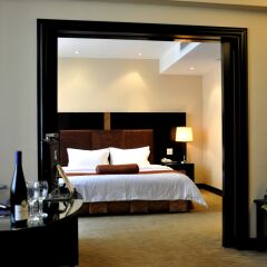 King Garden Hotel комната для гостей фото 2