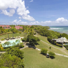 Отель Pierre & Vacances Residence Premium Les Tamarins пляж фото 2