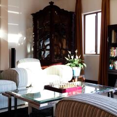 Отель J's Guesthouse интерьер отеля
