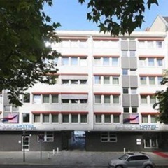 Отель EnergieHotel Berlin City West парковка