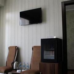 Отель Angel Hotel Грузия, Тбилиси - отзывы, цены и фото номеров - забронировать отель Angel Hotel онлайн удобства в номере фото 2