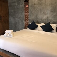 Отель Baan Mee Phuket Таиланд, Бухта Чалонг - отзывы, цены и фото номеров - забронировать отель Baan Mee Phuket онлайн комната для гостей фото 3