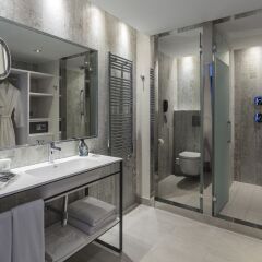 Отель Catalonia Royal Ses Estaques - Adults Only Испания, Санта-Эулалия-дель-Рио - отзывы, цены и фото номеров - забронировать отель Catalonia Royal Ses Estaques - Adults Only онлайн ванная