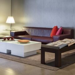 AC Hotel Coslada Aeropuerto комната для гостей фото 3