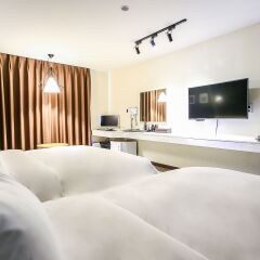 Hotel 9 in Dongdaemoon комната для гостей