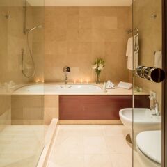 Отель NH Collection A Coruña Finisterre Испания, Ла-Корунья - отзывы, цены и фото номеров - забронировать отель NH Collection A Coruña Finisterre онлайн ванная фото 2