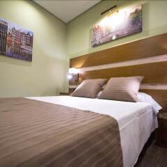 Отель Hostal Ferreira комната для гостей фото 5