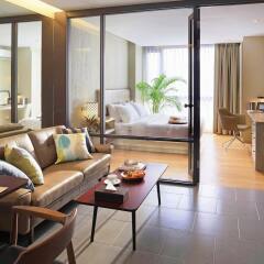 Balcony Courtyard Si Racha Hotel & Serviced Apartments спа