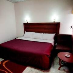 Lagos Airport Hotel сейф в номере
