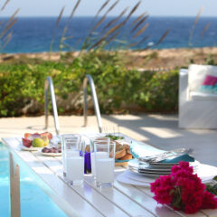 Отель Artisan Resort пляж фото 2
