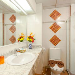 Patong 7Days Premium Hotel Phuket ванная