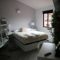 Отель Residencial Triunfo Порту сейф в номере