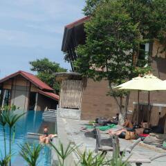 Отель Alama Sea Village Resort Ланта пляж