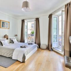 Отель Quartier Latin - Romantic Luxury & Family Apart комната для гостей фото 2