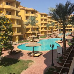 Отель Pool View Apart At British Resort 252 бассейн фото 3