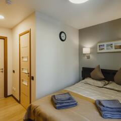 Мини-Отель Rooms & Breakfast Мурманск комната для гостей