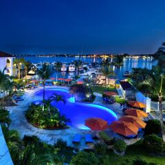 Отель Paradise Harbour Club & Marina Багамы, Парадайз Айленд - отзывы, цены и фото номеров - забронировать отель Paradise Harbour Club & Marina онлайн бассейн