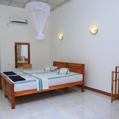 Отель La Safari Inn Tissamaharama комната для гостей фото 3