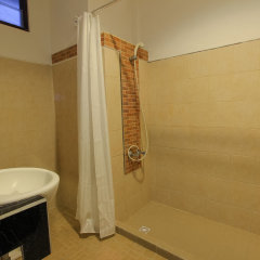 The Taman Sari Resort Legian - Hostel in Kuta, Indonesia from 28$, photos, reviews - zenhotels.com bathroom