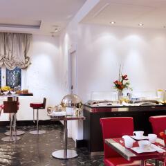 Hotel Ares Eiffel питание