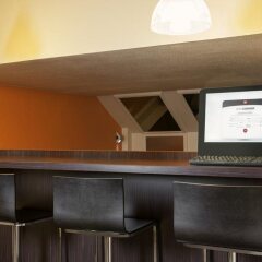 Отель ibis Liège Centre Opéra Бельгия, Льеж - отзывы, цены и фото номеров - забронировать отель ibis Liège Centre Opéra онлайн интерьер отеля фото 3