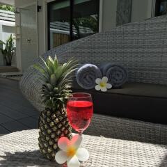 Отель Inaya Pool Villa Rawai парковка