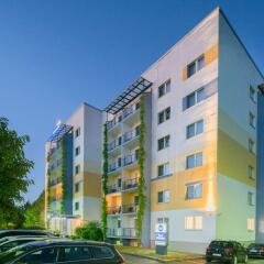 Отель Best Western Hotel Windorf Германия, Лейпциг - 2 отзыва об отеле, цены и фото номеров - забронировать отель Best Western Hotel Windorf онлайн вид на фасад