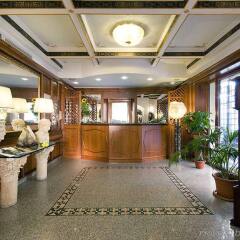 Comfort Hotel Bolivar интерьер отеля