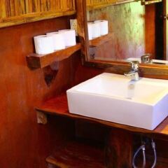 Отель Frog and Catfish Country Inn Krabi ванная фото 2