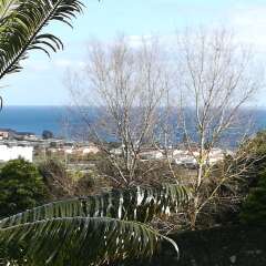 Отель Family Holiday Villa Vacations Ponta Delgada Португалия, Понта-Делгада - отзывы, цены и фото номеров - забронировать отель Family Holiday Villa Vacations Ponta Delgada онлайн пляж фото 2