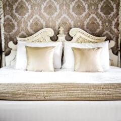 Dalziel Park Hotel сейф в номере