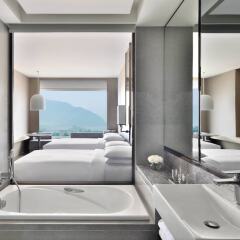 Отель Kathmandu Marriott Hotel Непал, Катманду - отзывы, цены и фото номеров - забронировать отель Kathmandu Marriott Hotel онлайн ванная фото 2
